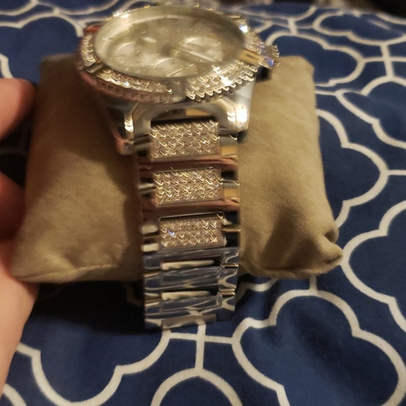 Watch main image 4